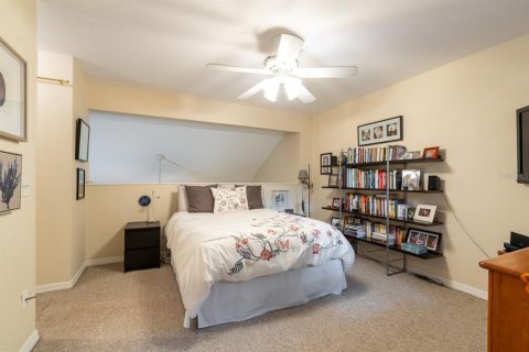 Condo in Gainesville, Florida, 2 bedrooms  № 1717823 - photo 22