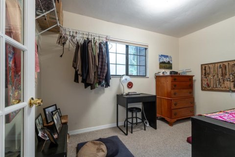 Condo in Gainesville, Florida, 2 bedrooms  № 1717823 - photo 25
