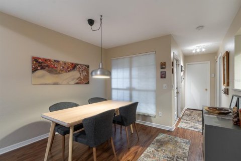 Condo in Gainesville, Florida, 2 bedrooms  № 1717823 - photo 16