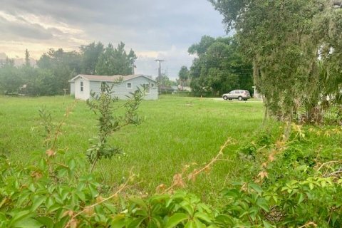 Terreno en venta en Eaton Park, Florida № 1918642 - foto 7