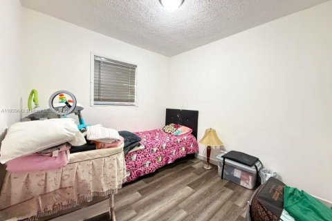 Купить виллу или дом в Вест-Парк, Флорида 3 спальни, 102.75м2, № 1956375 - фото 3