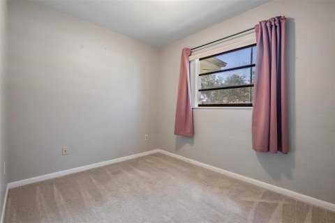 House in Saint Petersburg, Florida 3 bedrooms, 151.24 sq.m. № 1876732 - photo 18