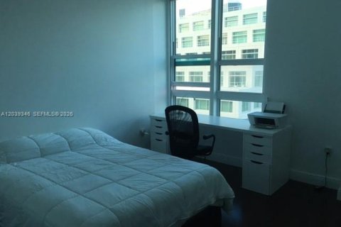 Condo in Miami, Florida, 1 bedroom № 2183237 - photo 8