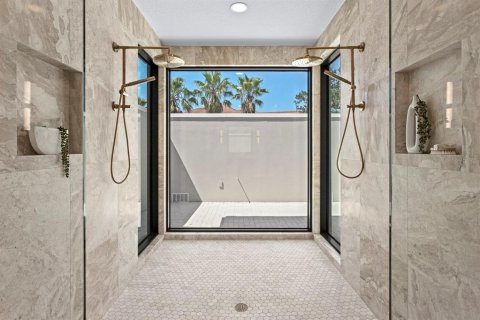 Villa ou maison à vendre à Sarasota, Floride: 3 chambres, 338.54 m2 № 1744345 - photo 25