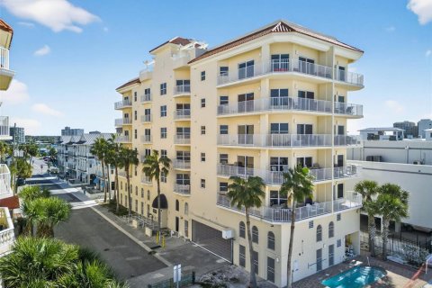 Condominio en venta en Clearwater, Florida, 3 dormitorios, 250.84 m2 № 2101948 - foto 2