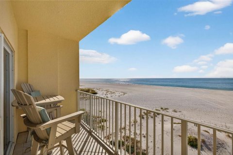 Condominio en Clearwater, Florida, 3 dormitorios  № 2101948