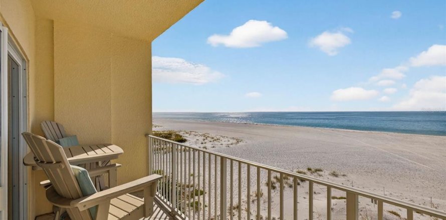 Condominio en Clearwater, Florida, 3 dormitorios № 2101948