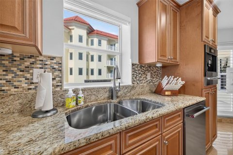 Condominio en venta en Clearwater, Florida, 3 dormitorios, 250.84 m2 № 2101948 - foto 19