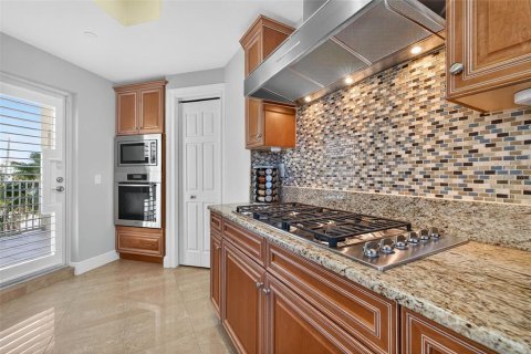 Condominio en venta en Clearwater, Florida, 3 dormitorios, 250.84 m2 № 2101948 - foto 20