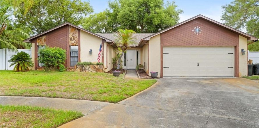 Casa en Hudson, Florida 3 dormitorios, 183.67 m2 № 2201910