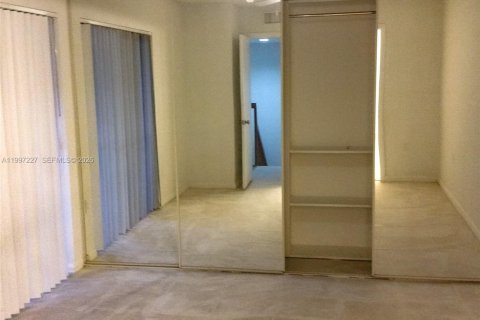 Townhouse in West Palm Beach, Florida 2 bedrooms, 119.66 sq.m. № 2059252 - photo 7