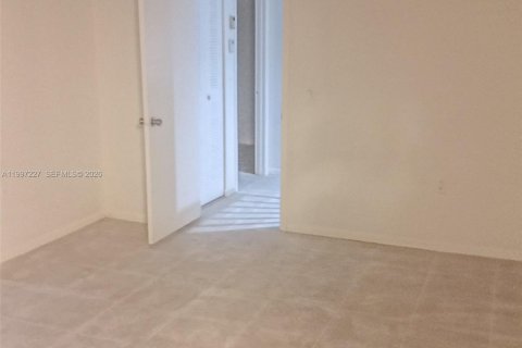 Townhouse in West Palm Beach, Florida 2 bedrooms, 119.66 sq.m. № 2059252 - photo 9