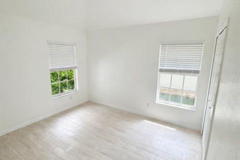Villa ou maison à vendre à Leesburg, Floride: 2 chambres, 118.91 m2 № 2313316 - photo 9