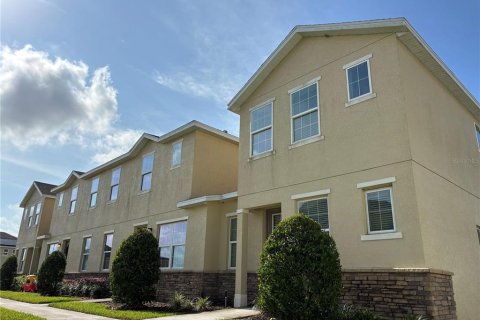 Townhouse in Davenport, Florida 3 bedrooms, 149.76 sq.m. № 2364110