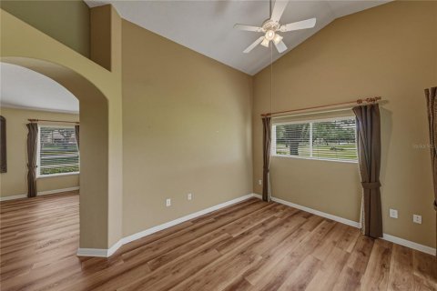 House in Brooksville, Florida 3 bedrooms, 192.68 sq.m. № 2199082 - photo 24