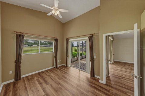 House in Brooksville, Florida 3 bedrooms, 192.68 sq.m. № 2199082 - photo 23