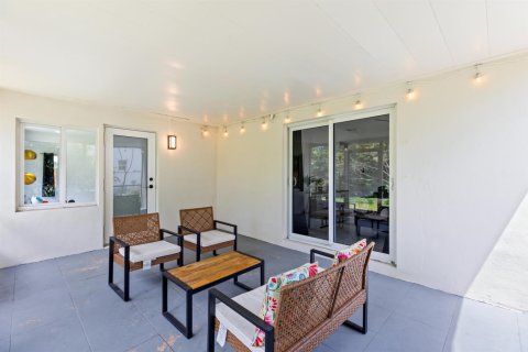 House in Fort Lauderdale, Florida 3 bedrooms, 126.9 sq.m. № 2242423 - photo 28