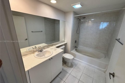 Condominio en venta en Aventura, Florida, 2 dormitorios, 98.2 m2 № 1980228 - foto 7