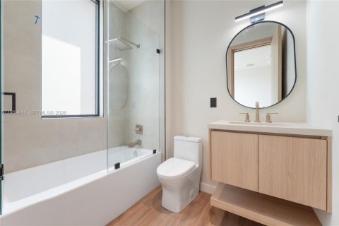 Touwnhouse à vendre à Miami, Floride: 4 chambres, 210.42 m2 № 2080689 - photo 20