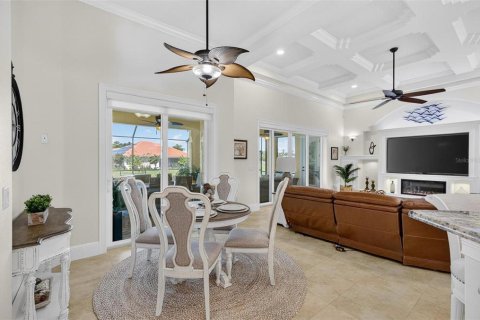 House in Palm Coast, Florida 4 bedrooms, 248.98 sq.m. № 1878078 - photo 12