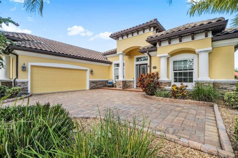 House in Palm Coast, Florida 4 bedrooms, 248.98 sq.m. № 1878078 - photo 3