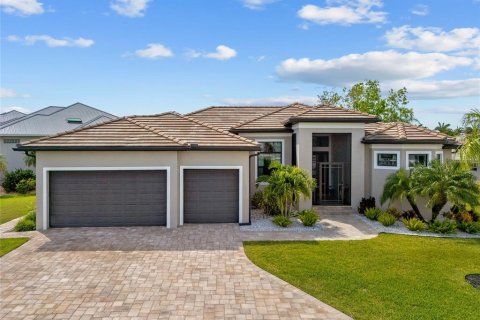 Casa en venta en Punta Gorda, Florida, 3 dormitorios, 188.5 m2 № 1901831 - foto 1