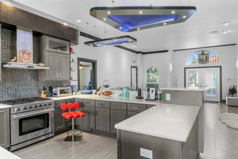 Купить виллу или дом в Тарпон-Спрингс, Флорида 15 комнат, 398.36м2, № 1899031 - фото 10