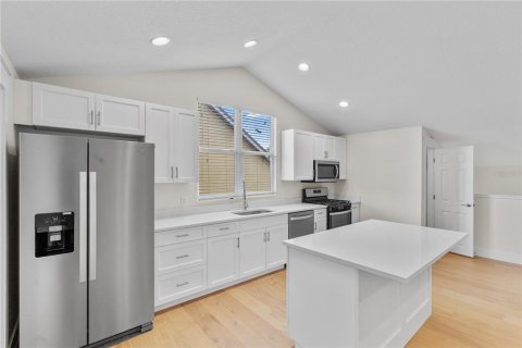 Casa en venta en Sanford, Florida, 5 dormitorios, 303.98 m2 № 1787544 - foto 14