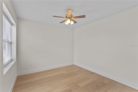 Casa en venta en Sanford, Florida, 5 dormitorios, 303.98 m2 № 1787544 - foto 24