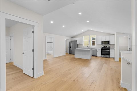 Casa en venta en Sanford, Florida, 5 dormitorios, 303.98 m2 № 1787544 - foto 9
