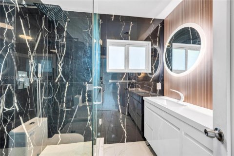 Villa ou maison à louer à Pinecrest, Floride: 4 chambres, 310.85 m2 № 2186724 - photo 11