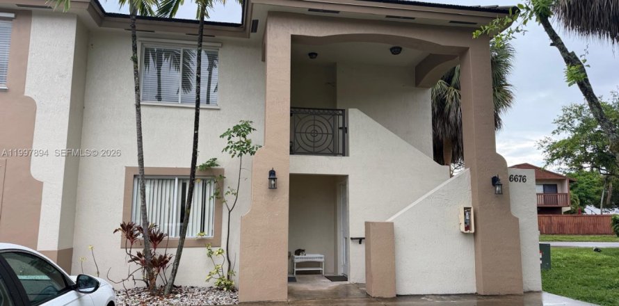 Квартира в Майами, Флорида 3 спальни, 104.98м2 № 2063306