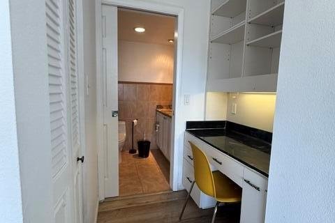 Condo in Hollywood, Florida, 2 bedrooms № 2260110 - photo 12