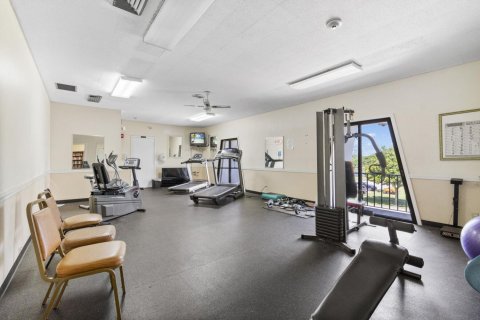 Townhouse in Lake Worth, Florida 2 bedrooms, 134.43 sq.m. № 1014002 - photo 1