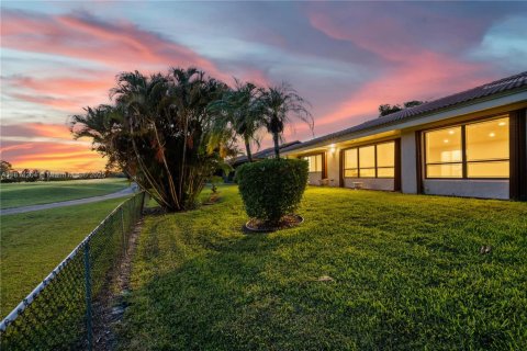 Купить кондоминиум в Холливуд, Флорида 2 спальни, 213.68м2, № 1977668 - фото 28