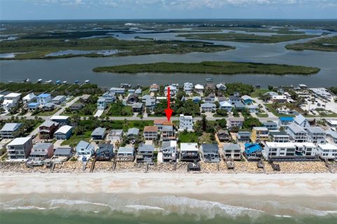 House in New Smyrna Beach, Florida 3 bedrooms, 255.3 sq.m. № 2199847 - photo 18