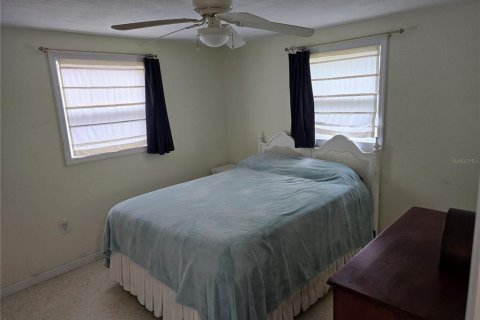 Villa ou maison à vendre à Palm Harbor, Floride: 2 chambres, 82.59 m2 № 1883234 - photo 13