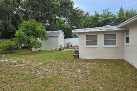 Villa ou maison à vendre à Palm Harbor, Floride: 2 chambres, 82.59 m2 № 1883234 - photo 21