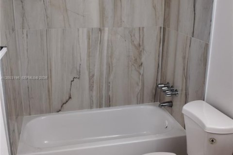 Apartment in Cutler Bay, Florida 2 bedrooms, 20773.04 sq.m. № 2066743 - photo 18