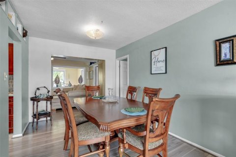 Casa en venta en Tamarac, Florida, 4 dormitorios, 184.13 m2 № 2299457 - foto 8