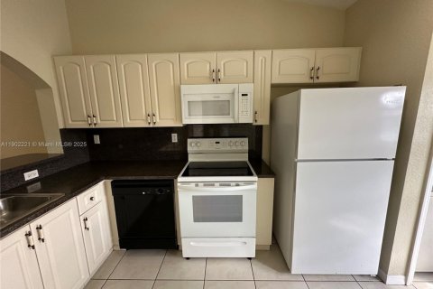 Condo in Homestead, Florida, 2 bedrooms  № 1953739 - photo 5