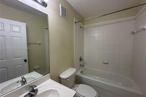 Condo in Homestead, Florida, 2 bedrooms  № 1953739 - photo 10