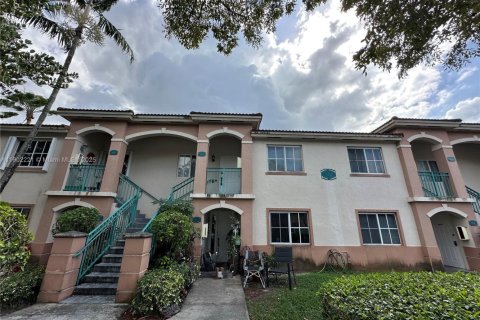 Condo in Homestead, Florida, 2 bedrooms  № 1953739 - photo 1