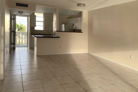 Купить кондоминиум в Авентура, Флорида 1 спальня, 70.88м2, № 1956228 - фото 3