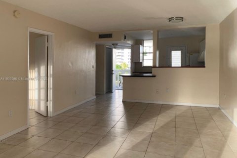 Купить кондоминиум в Авентура, Флорида 1 спальня, 70.88м2, № 1956228 - фото 4