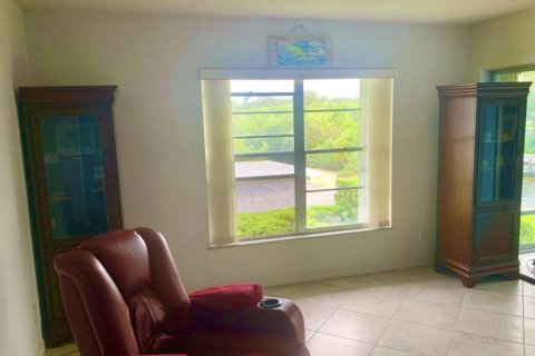 Condominio en venta en Vero Beach, Florida, 2 dormitorios, 84.91 m2 № 2183040 - foto 8