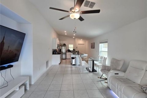 Villa ou maison à vendre à Lakeland, Floride: 3 chambres, 117.99 m2 № 1740855 - photo 5