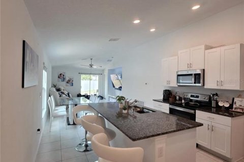 Villa ou maison à vendre à Lakeland, Floride: 3 chambres, 117.99 m2 № 1740855 - photo 3