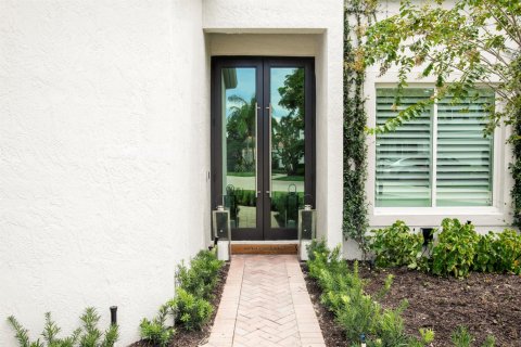 House in Palm Beach Gardens, Florida 3 bedrooms, 202.34 sq.m. № 2146932 - photo 6