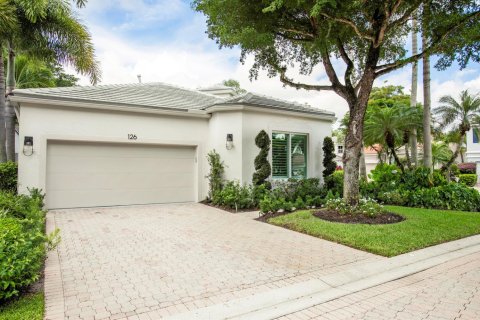 House in Palm Beach Gardens, Florida 3 bedrooms, 202.34 sq.m. № 2146932 - photo 3